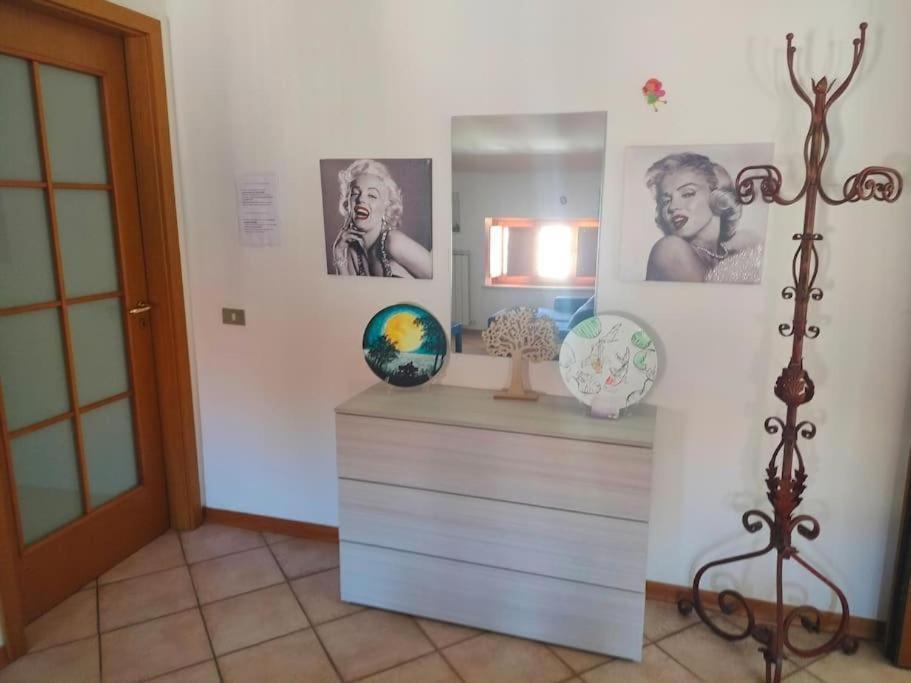 B&B Via Roma N. 12 Valfabbrica Εξωτερικό φωτογραφία